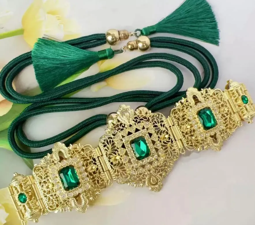 BO01G GOLD WITH GREEN STONES BELT