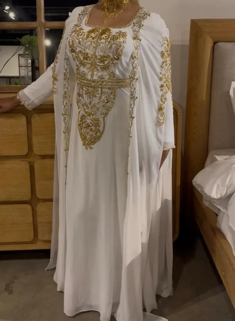 KS1275WS4 WHITE WITH GOLD BEADS LONG SLEEEVED PLIT DESIGN KAFTAN                                       -SIZE 2XL
