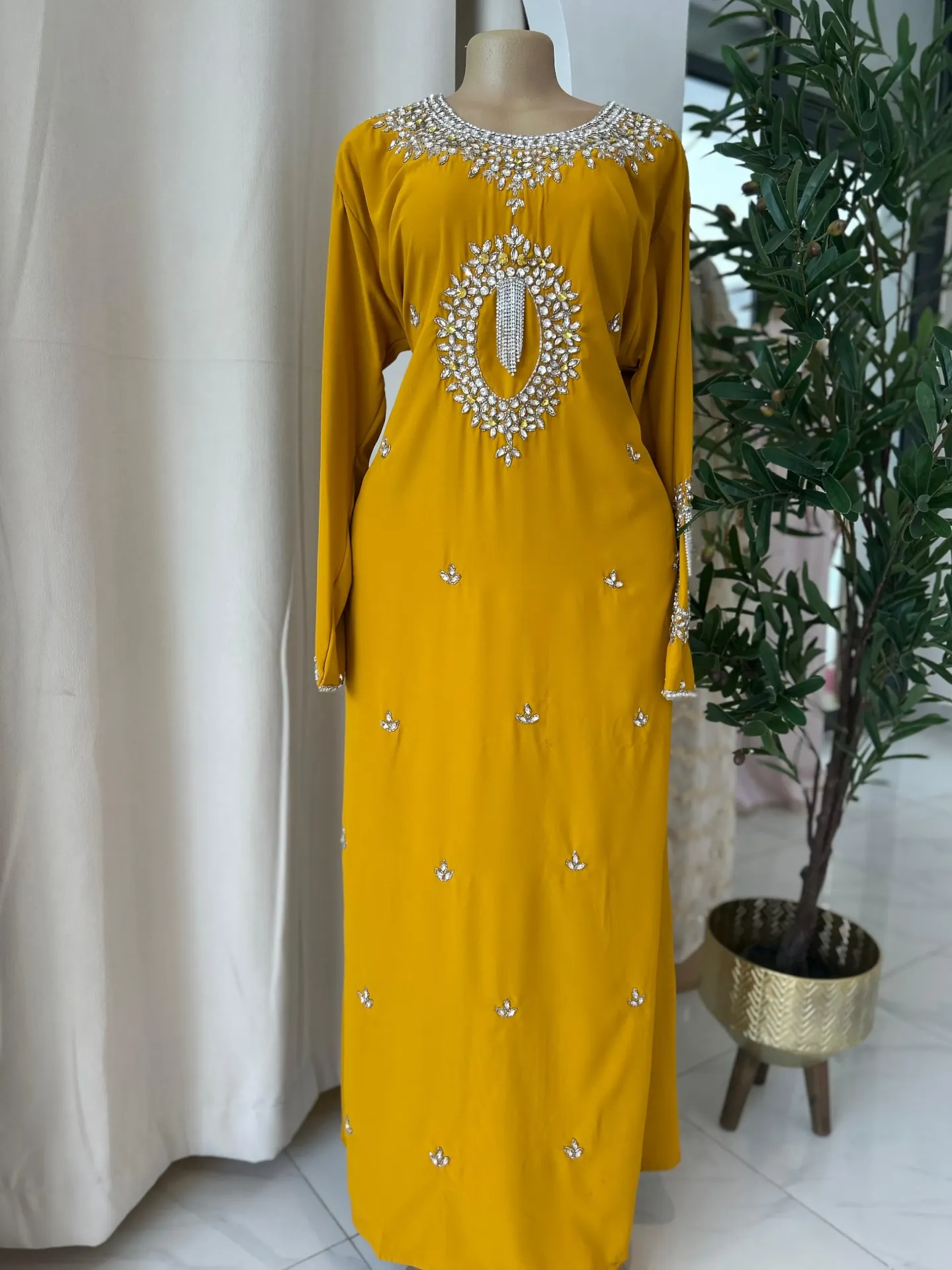 KS1298MUSF MUSTARD WITH SILVER STONES KAFTAN                                -FREE SIZE