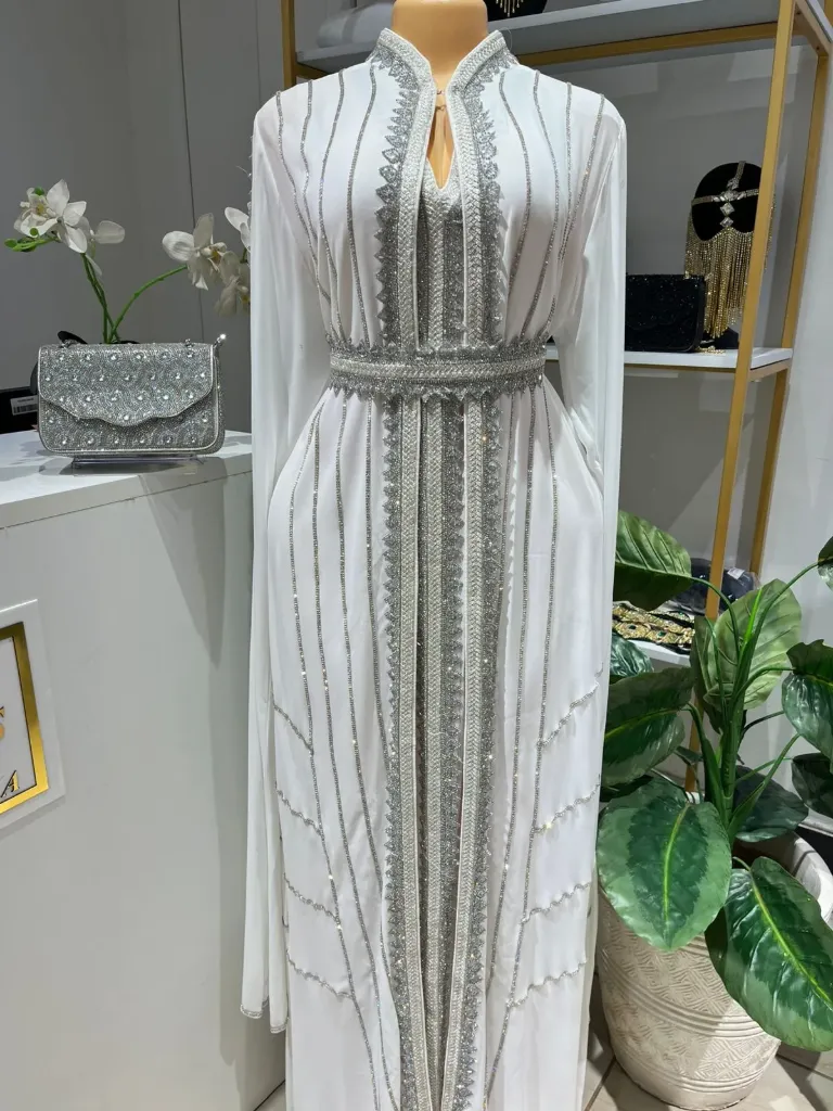 KS13000WSXL WHITE WITH SILVER STONES TWO PIECE LONG SLEEVED DESIGN KAFTAN