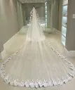 VA001W  WHITE ASSORTED VAILS